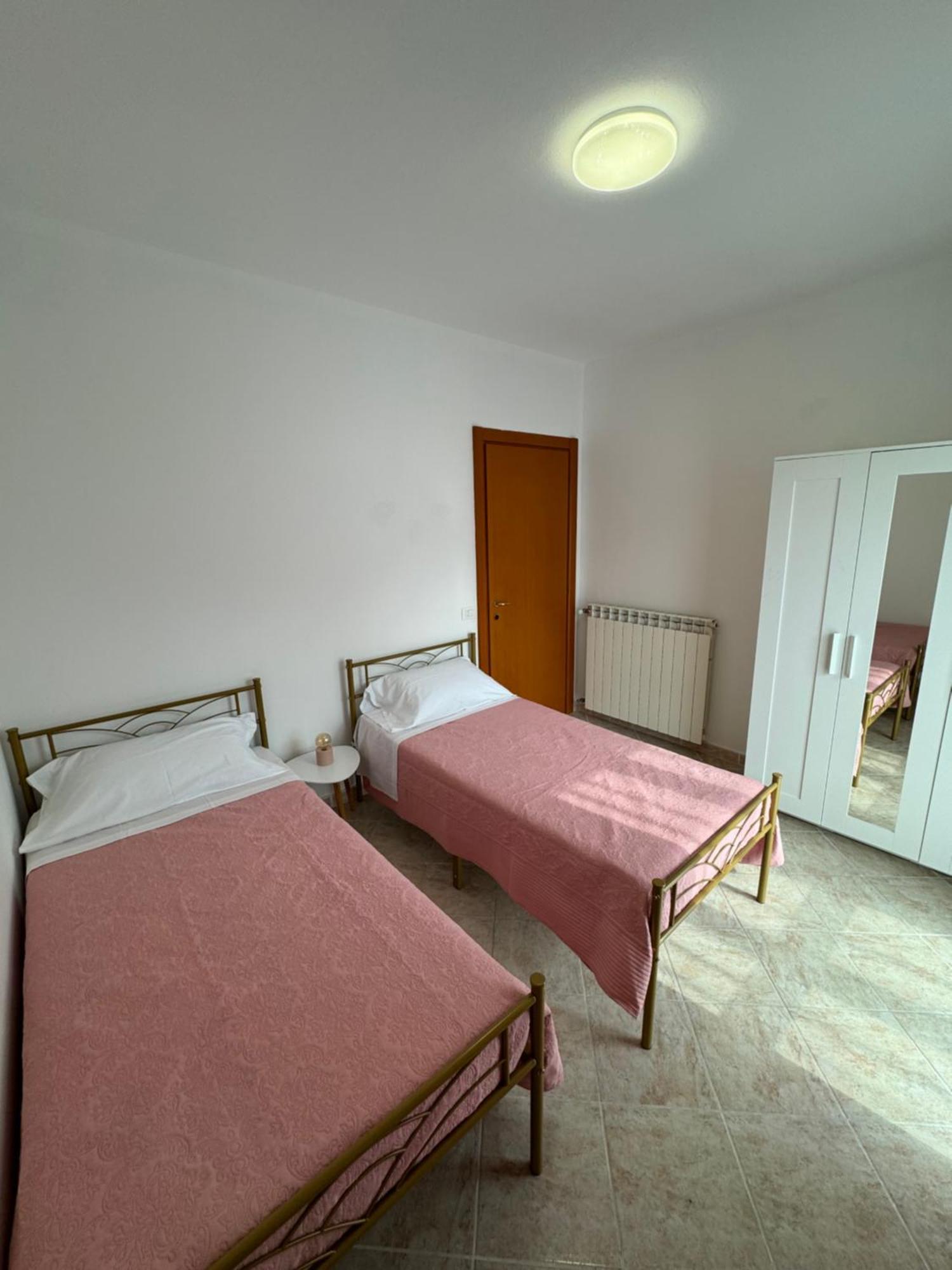 Serravalle Shop&Stay Серравалле-Скривия Экстерьер фото