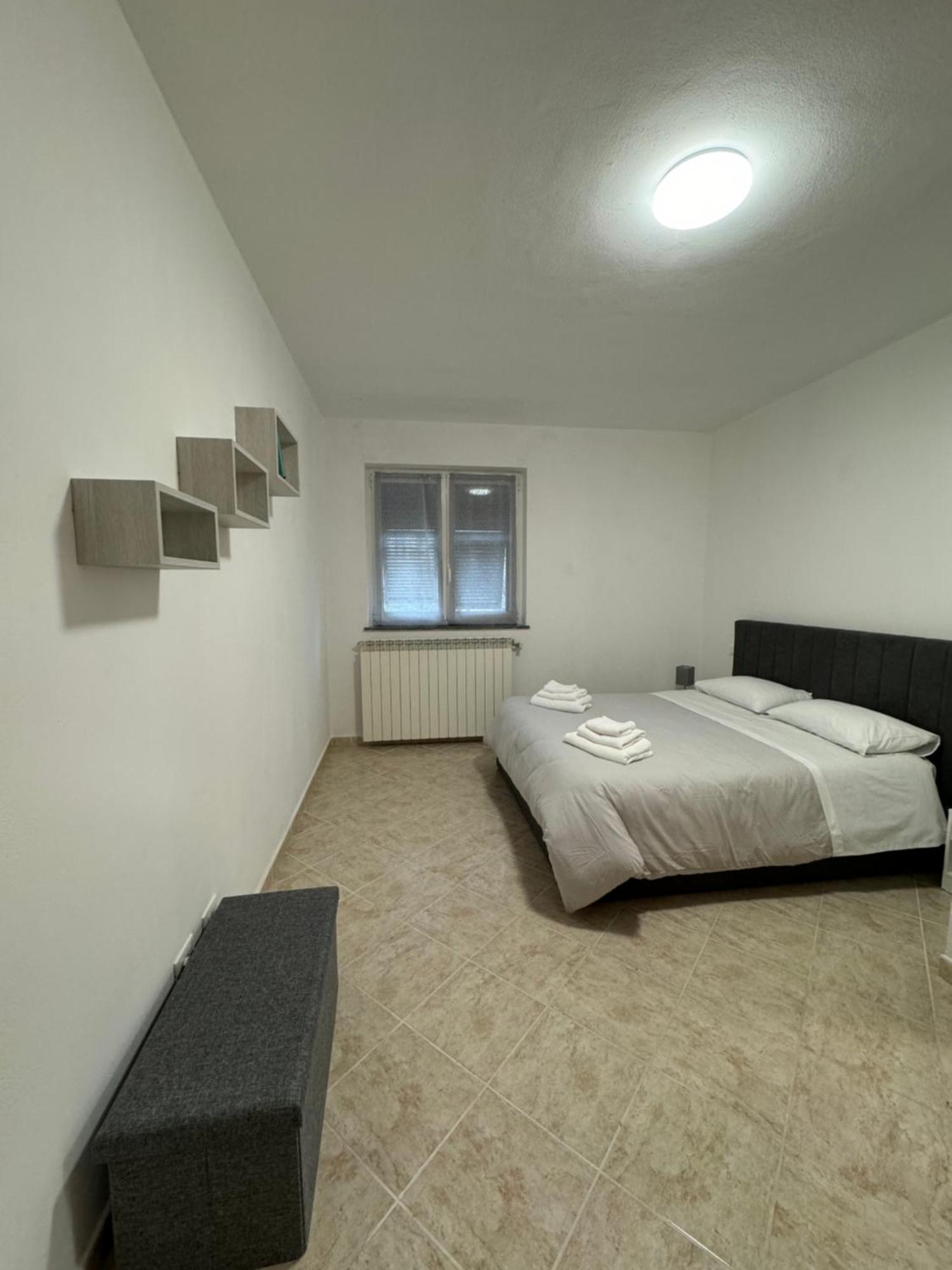 Serravalle Shop&Stay Серравалле-Скривия Экстерьер фото